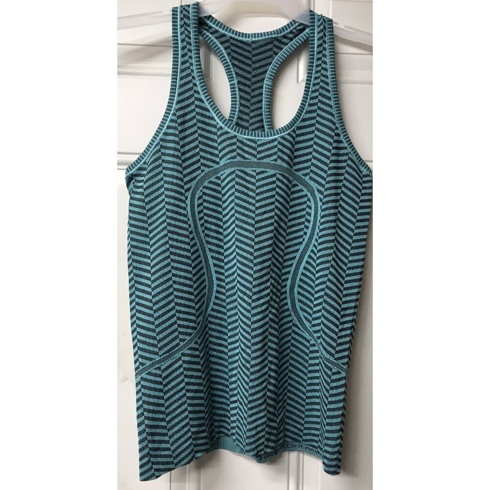 Lululemon Run Swiftly Tech Racerback Tank Top Heathered Blue Tropics print Sz 8